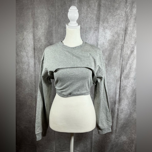 Stylish Gray Women's Crop Top - Picture 1 of 8